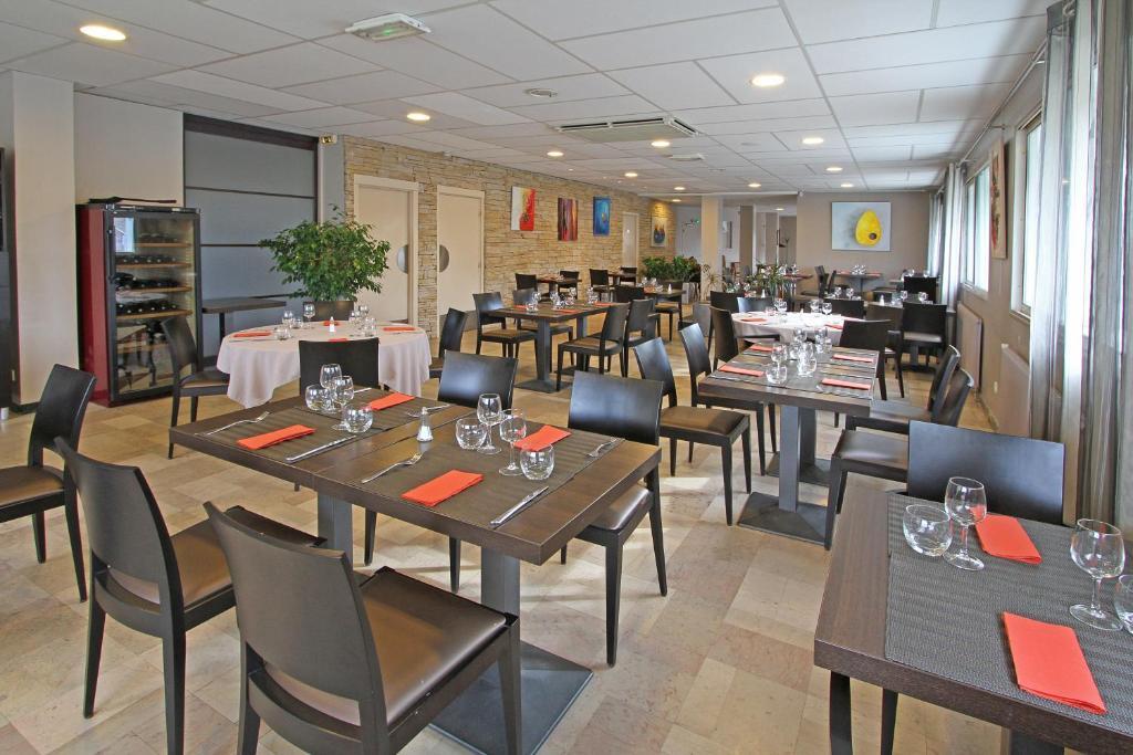 Hotel-Restaurant La Caborne Limonest Eksteriør bilde